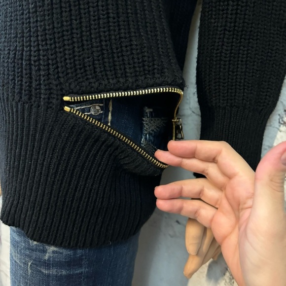 Alice and Olivia Classics Lettie Zip-Hem Pullover - Picture 8 of 11